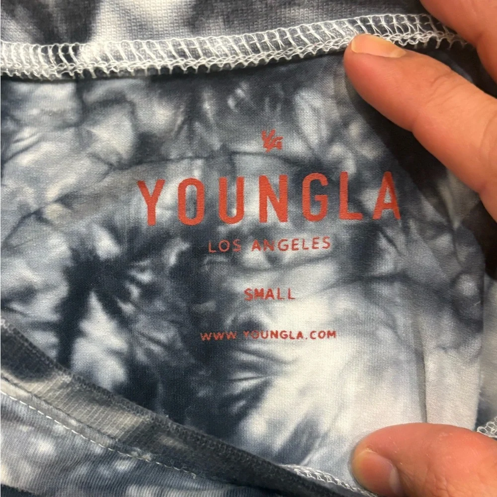 YoungLA Floral Hummingbird Tee - Black and Cream - Picture 3 of 4